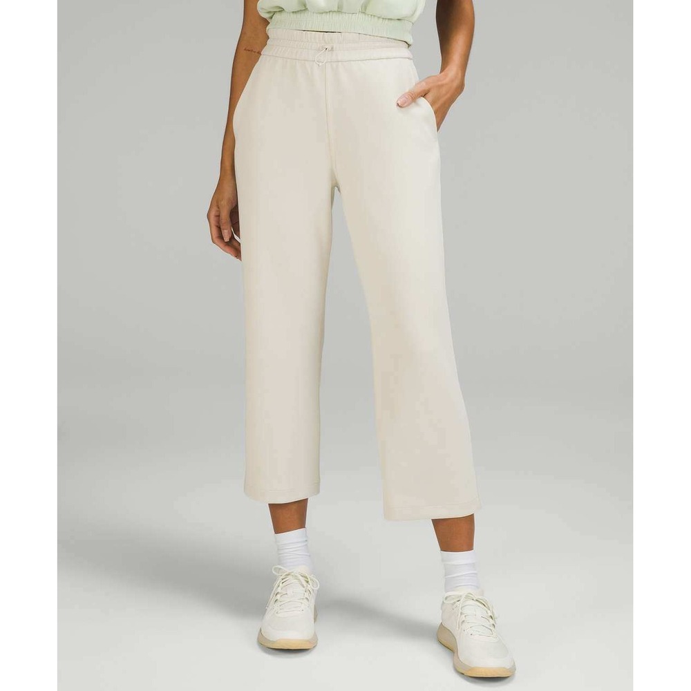 Lululemon Softstreme‎ High-Rise Straight Wide Leg Crop Womens 4 White Pants Yoga